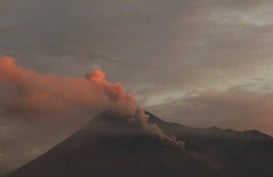 Sepanjang Jumat, Gunung Merapi Alami Dua Kali Gempa Guguran