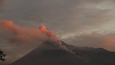 JELAJAH LEBARAN JAWA BALI 2019 : Gunung Merapi Keluarkan Enam Kali Guguran Lava