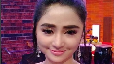 Ayahanda Dewi Persik Meninggal Dunia?