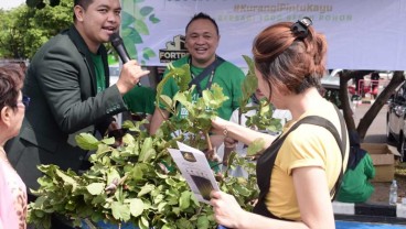 Selamatkan Hutan, Fortress Bagikan 1.000 Benih Pohon