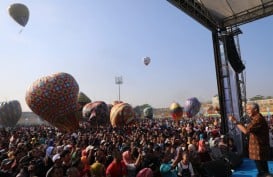 Parade 105 Balon Udara Meriahkan Langit Pekalongan