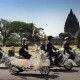 Ribuan Pengendara Vespa Reuni di Hungaria