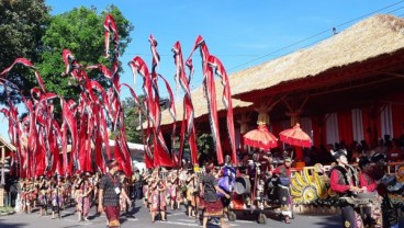 Presiden Jokowi Lepas Pawai Pesta Kesenian Bali