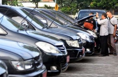 Sedikitnya 61 Unit Mobil Dinas Pemprov Riau Nunggak Pajak