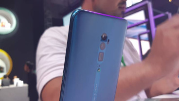 Serius di Kelas Premium, Oppo Reno 10x Zoom Dibanderol Rp13 Juta