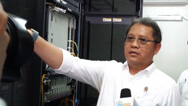 INFRASTRUKTUR TELEKOMUNIKASI : Palapa Ring Sepi Peminat