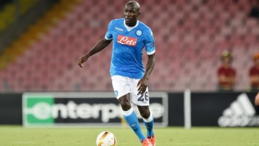 Manchester City Bidik Kalidou Koulibaly dari Napoli