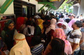 Ratusan Wali Murid di Surabaya Minta PPDB 2019 Sistem…