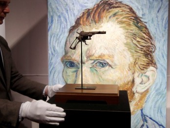 Pistol yang Dipakai Van Gogh untuk Bunuh Diri Laku Dilelang Rp2,08 Miliar