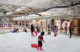 Ajak Pengunjung Rayakan 'Hari Raya Festival', PIM Hadirkan Snow Storm & Flying Trapeze