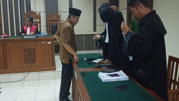 Korupsi APBD: Wakil Ketua DPR Taufik Kurniawan Dituntut 8 Tahun Penjara