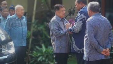 Sampaikan Dukacita, JK Sambangi Kediaman SBY