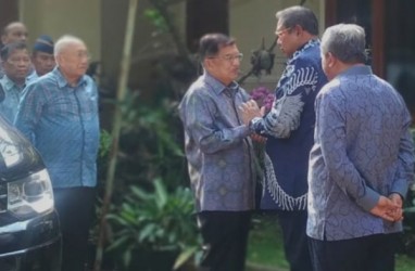 Sampaikan Dukacita, JK Sambangi Kediaman SBY