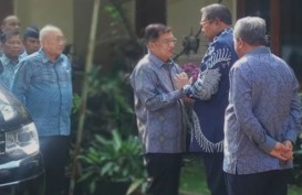 Sampaikan Dukacita, JK Sambangi Kediaman SBY
