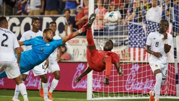 Hasil Gold Cup, Tendangan Salto Altidore Bawa Amerika Juara Grup