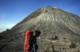 Pengawasan Pendakian Gunung Sindoro Diperketat