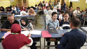 Jalur Prestasi Jadi 15%, Ganjar : Kalau Cemas, Konsultasi ke Dinas