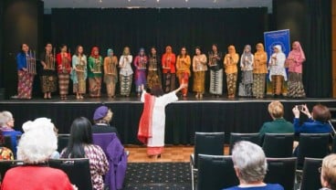 Alunan Angklung Indonesia Hipnotis Canberra