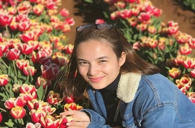 Inikah Politisi Muda Golkar Pacar Baru Chelsea Islan?