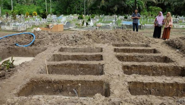 INDUSTRI RUMAHAN : Dibutuhkan, tapi Tak Dilindungi... 