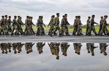 Perpres Jabatan Fungsional TNI, Politis atau Solusi?