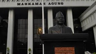 Mahkamah Agung Tolak Peninjauan Kembali Kasus Baiq Nuril