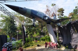 Taman Lalu Lintas Bandung Kini Punya Koleksai Pesawat Tempur F-5 Tiger