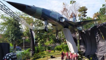 Taman Lalu Lintas Bandung Kini Punya Koleksai Pesawat Tempur F-5 Tiger