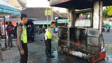 Pom Bensin Mini di Ponorogo Terbakar, Pemilik Luka-luka