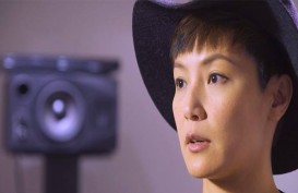 Penyanyi Hong Kong Denise Ho Desak PBB 'Tendang' China