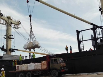 PELABUHAN MANYAR : Kapasitas Dermaga Ditambah 3 Kali Lipat Lebih