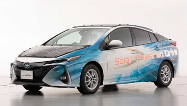 Soal Mobil PHEV, Toyota Masih Cermati Pasar