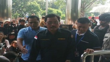 Terjaring OTT, Gubernur Kepri Nurdin Basirun Sudah Tiba di Gedung KPK