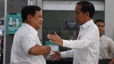 Setelah Saling Serang, Jokowi-Prabowo pun Berpelukan