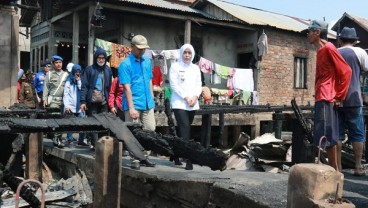 Wakil Walikota Palembang Sambangi Keluarga Musibah Kebakaran