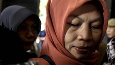 Ke Istana, Baiq Nuril Menangis Berharap Amnesti dari Jokowi