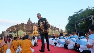 Gubernur Jateng Ingin 5 Juta Umat Budha Datangi Borobudur