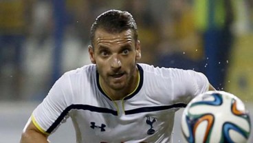 Striker Veteran Roberto Soldado Gabung ke Klub Promosi Granada