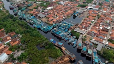 Ombak Pantai Utara Jawa Diperkirakan Mencapai 2,5 Meter