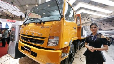 PASAR KENDARAAN KOMERSIAL : Truk Ancang-ancang Ngebut Lagi