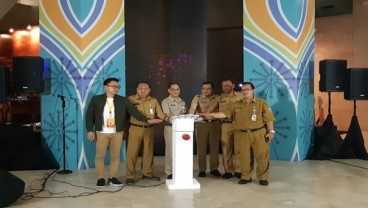 Pemprov DKI Jakarta Hadirkan Instalasi Hologram Sejarah Jakarta di Monas