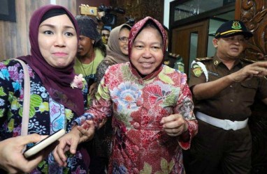 Walikota Risma Dapat Penghargaan Women Empowerment Di Singapura