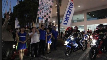 Suzuki Sukses Gelar Saturday Night Ride di Makassar