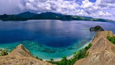 Kemolekan Pesona Pulo Dua Luwuk Banggai 