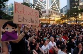 Aksi Protes di Hong Kong Berlanjut, Bendera AS & Inggris Dikibarkan