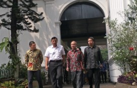 Bos SoftBank Temui Jokowi, Luhut Minta Investasi Lebih Banyak