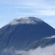 Seorang Pendaki di Semeru Terjatuh Selepas dari Puncak