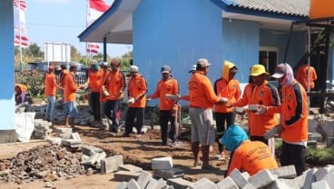 Program Padat Karya Kemenhub, 75 Orang Benahi Menara Suar di Banyuwangi