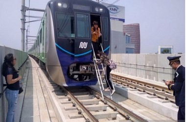 Cerita Penumpang Terjebak di Jalur Underground MRT Jakarta Saat Listrik Padam