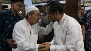 Saleh Husin : KH. Maimun Zubair Panutan dan Sumber Inspirasi